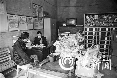 重慶“10塊錢醫生”:鄉親需要我 就堅持下去