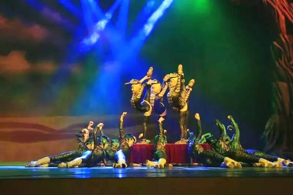 聚焦|大漠變綠洲,庫布其走出一條綠色的旅游產業鏈